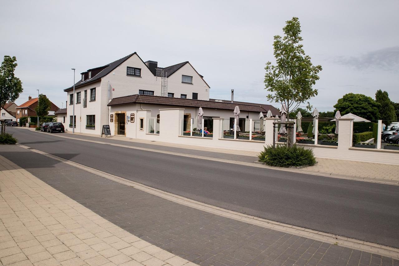Hotel Salons De Vrede Ichtegem Zewnętrze zdjęcie